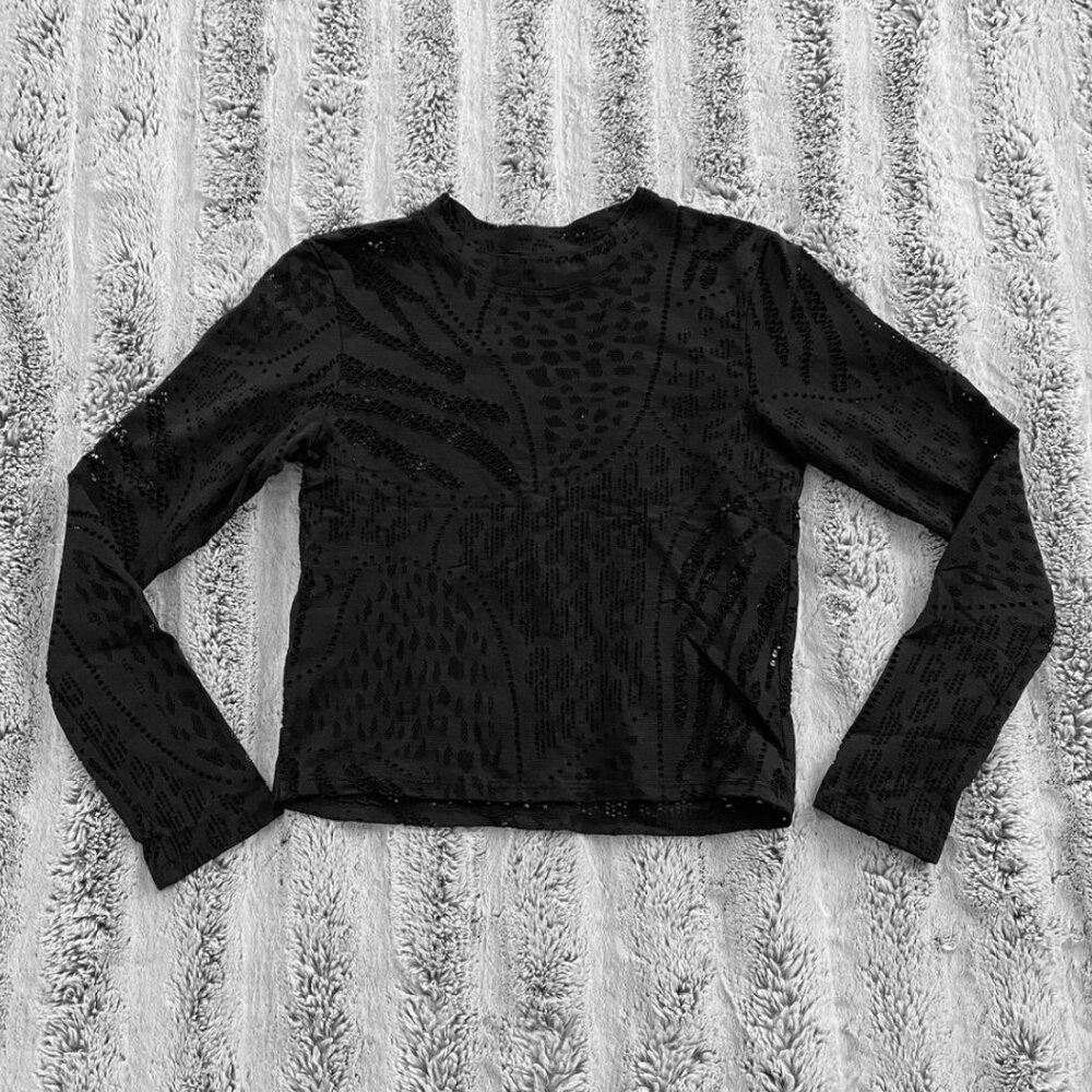Black Active Workout Abstract Design Mesh Holes Long Sleeve Top